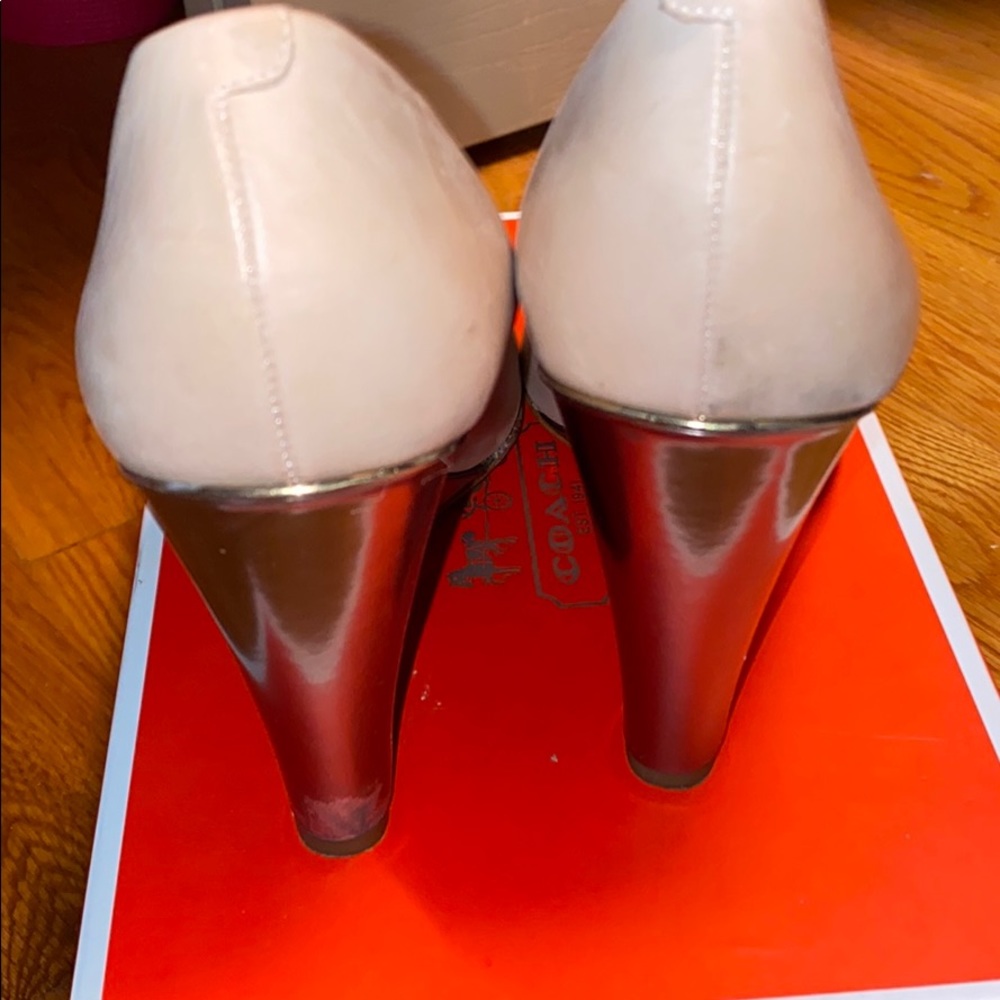 Coach Orchard Leather Peach/Rosegold Wedges - Picture 3 of 5